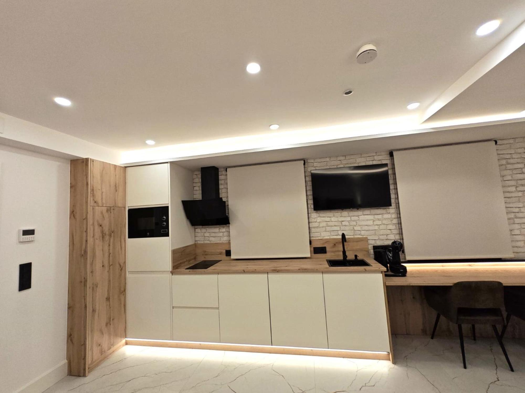 La Parada Del Rey - Luxury Suites Plasencia Exterior photo