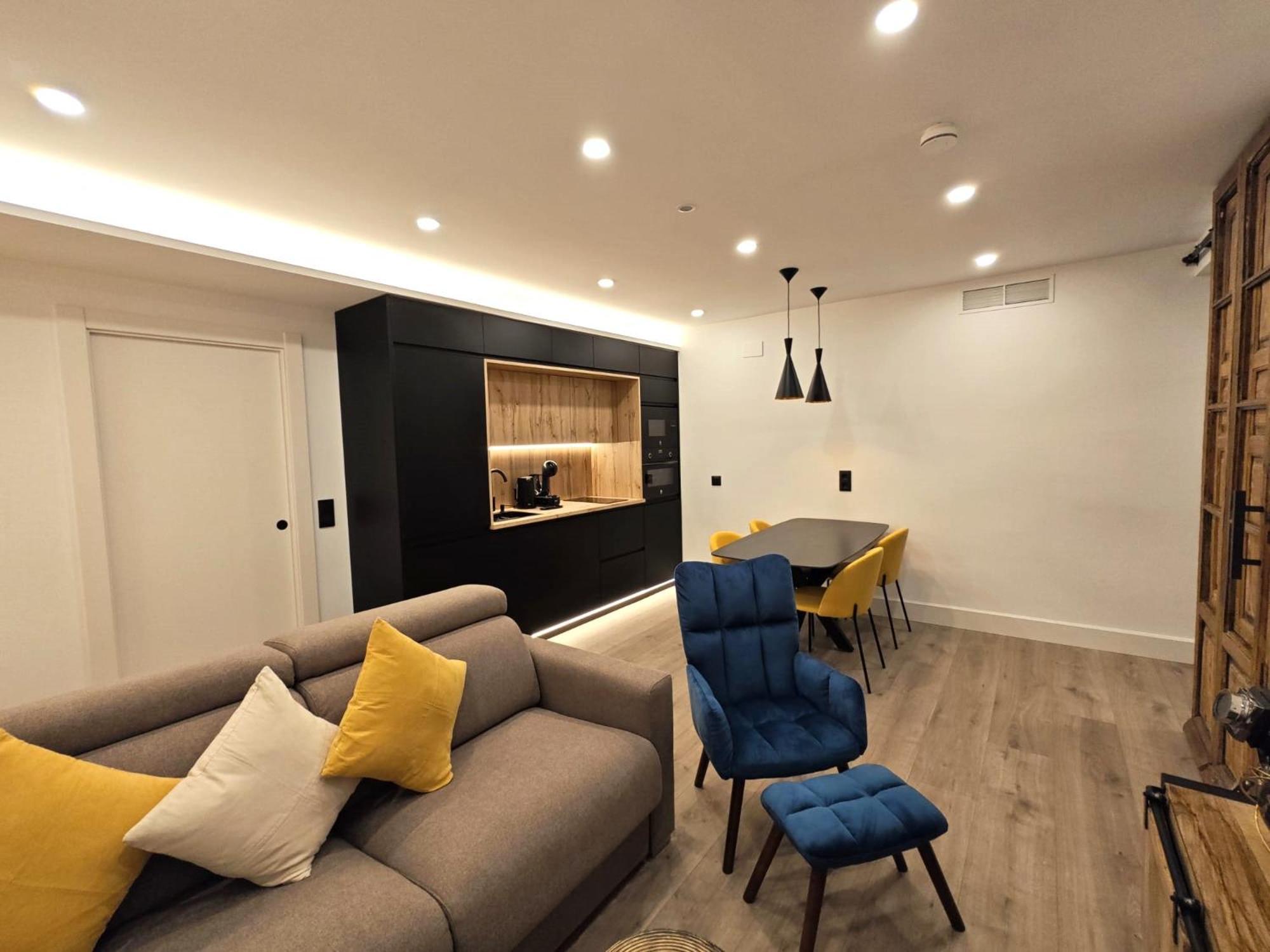 La Parada Del Rey - Luxury Suites Plasencia Exterior photo